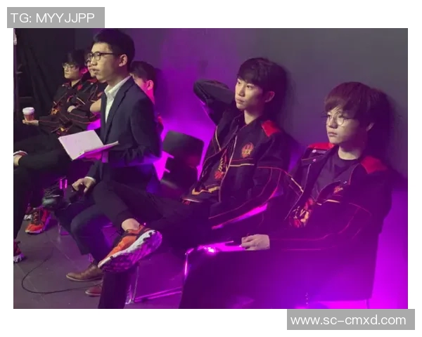 EDG在Major赛积分榜中以87分稳居第一位置,其他战队紧随其后 EDG在Major赛积分榜中以87分稳居第一位置,其他战队紧随其后