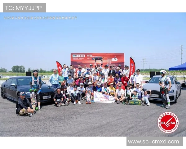 城市马拉松赛事回顾：上海滑板队展现卓越团队协作精神与竞技风采