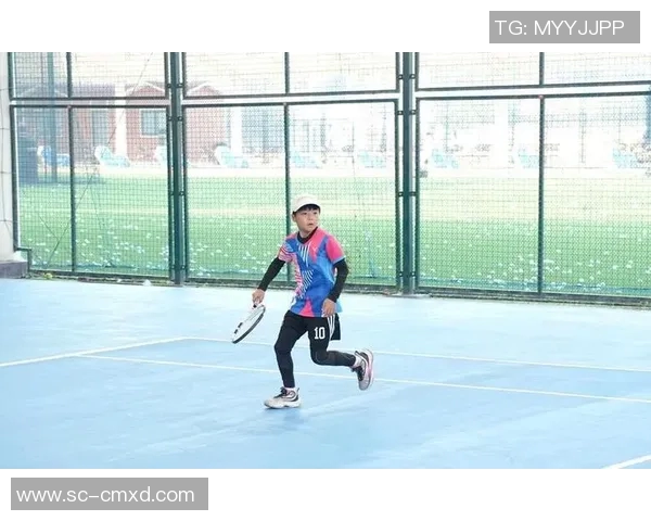 西安网球队勇闯杯赛巅峰展现逆袭精神与团队力量 西安网球队勇闯杯赛巅峰展现逆袭精神与团队力量