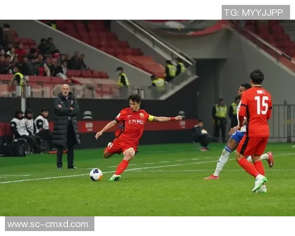 足球明星的小腿围是多少他们的运动表现与身体素质的关系分析 足球明星的小腿围是多少他们的运动表现与身体素质的关系分析